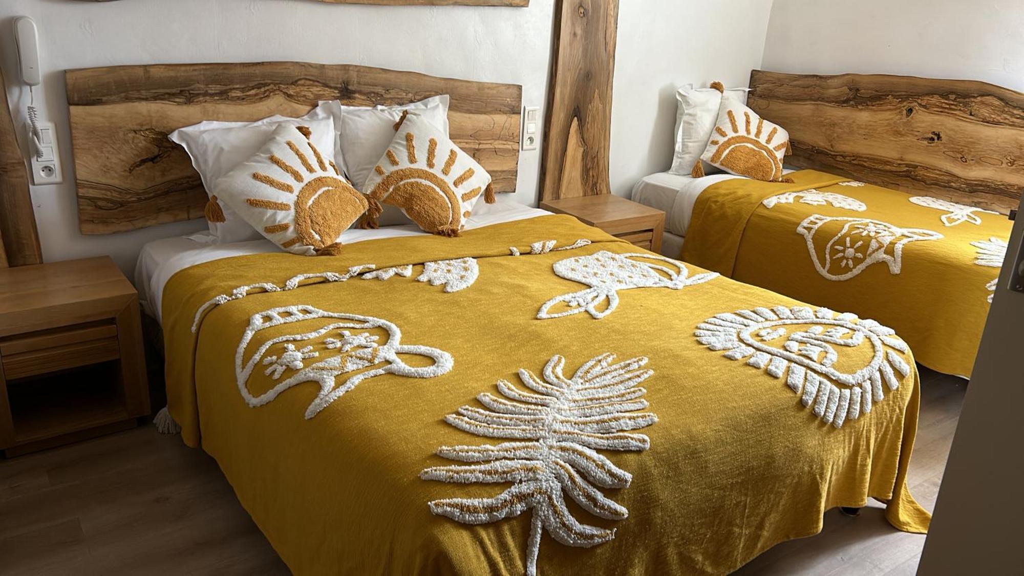 Au Soleil D'Or Otel Pontaubert Dış mekan fotoğraf